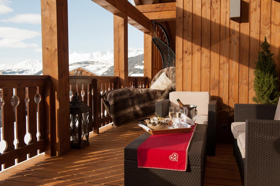 The Peak balcony with rattan hanging chair