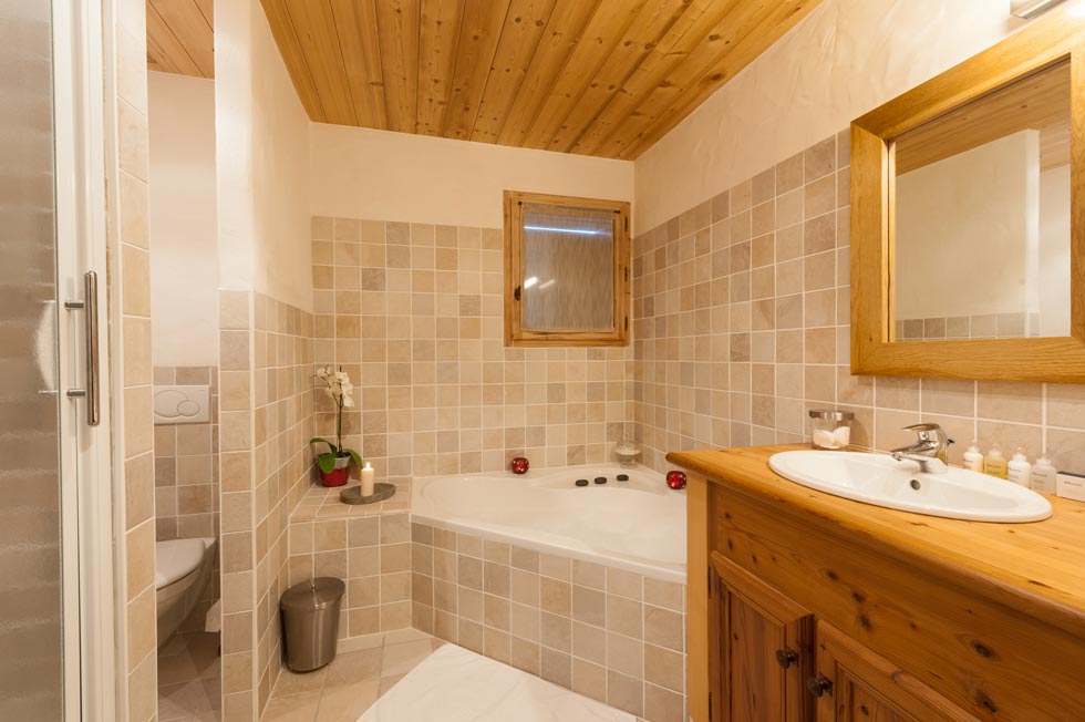The Peak bathroom with corner bath