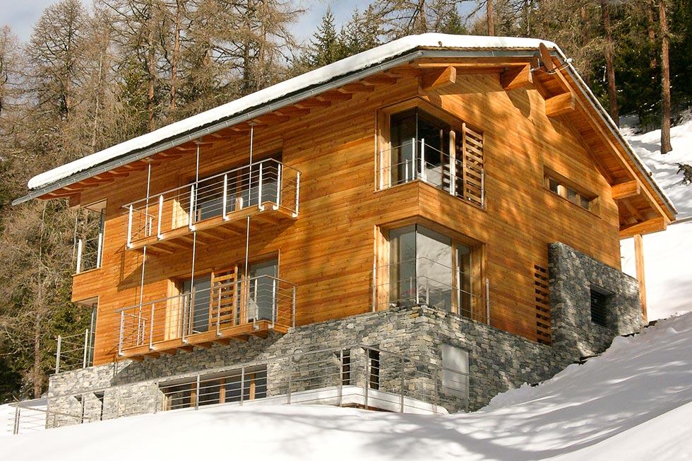 Chalet Charr exterior shot in the snow